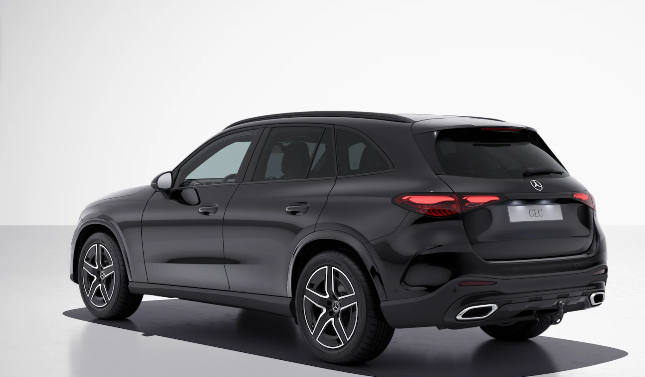 Mercedes GLC 300 4matic 9G-tronic AMG | novinka 2022 | nové SUV | stylové moderní sportovní | první objednávky online | nová auta ve výrobě | online autosalon AUTOiBUY.com